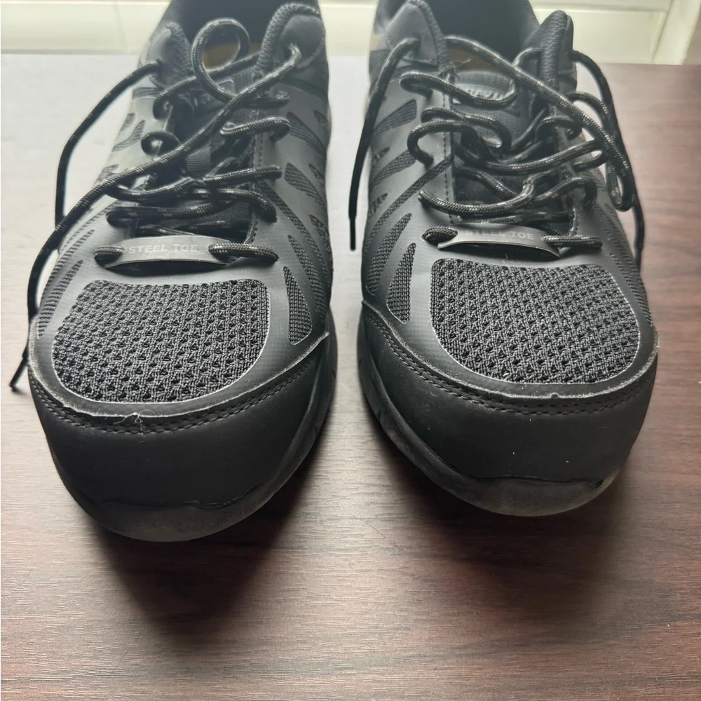 BRAZOS Steel Toe Lightweight Breathabe Work Shoes Moisture Wicking Size‎ 11.5D